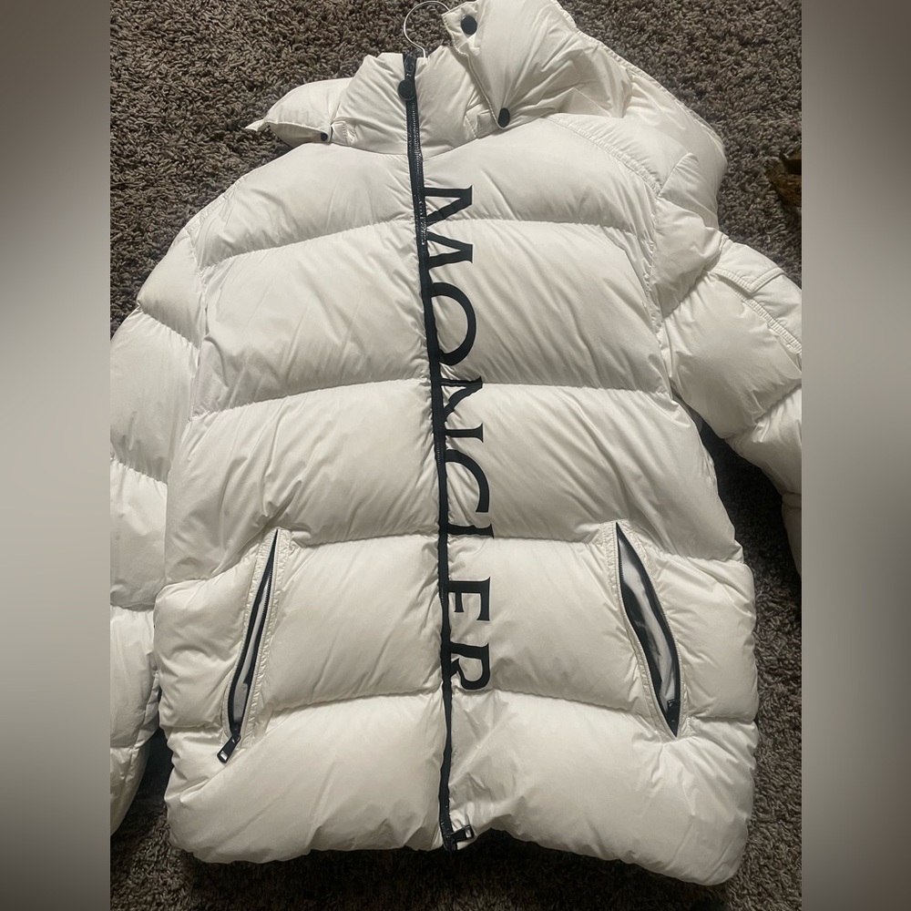 COPY - Men’s moncler coat